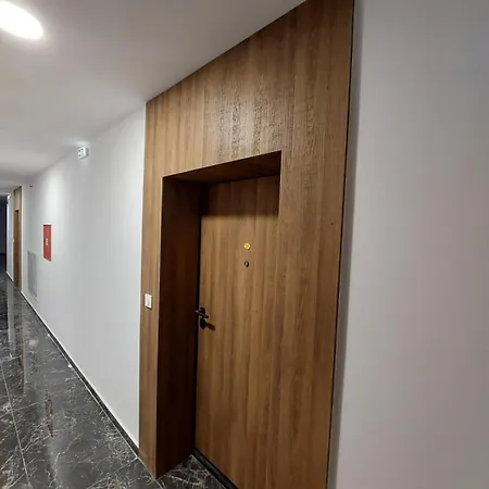 Blue Horizon Apartment *