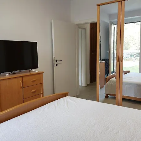 Blue Horizon Apartment *